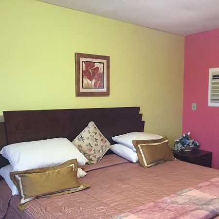 Destiny Inn Pleasantville Buitenkant foto